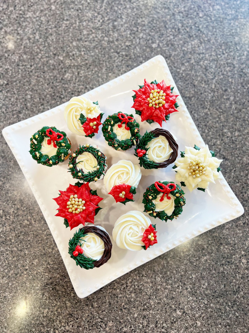 2024 HOLIDAY ASSORTMENT